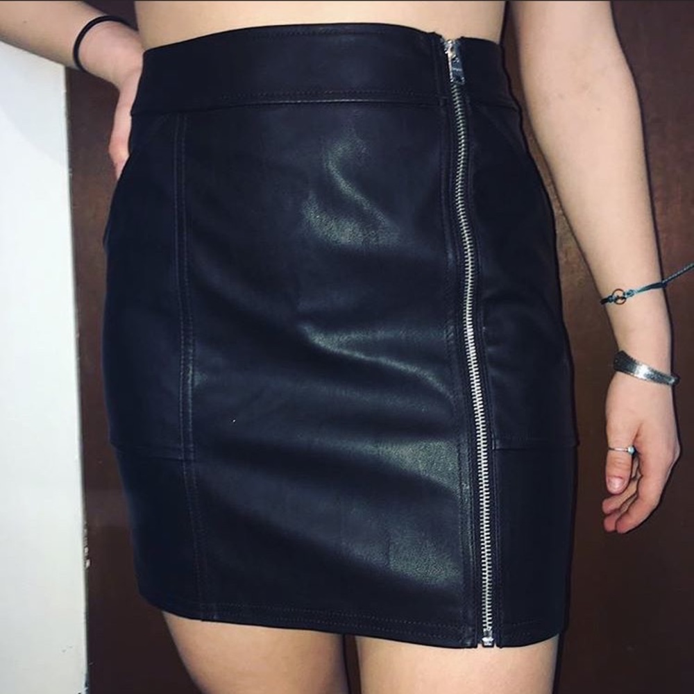 Brand New* black leather skirt